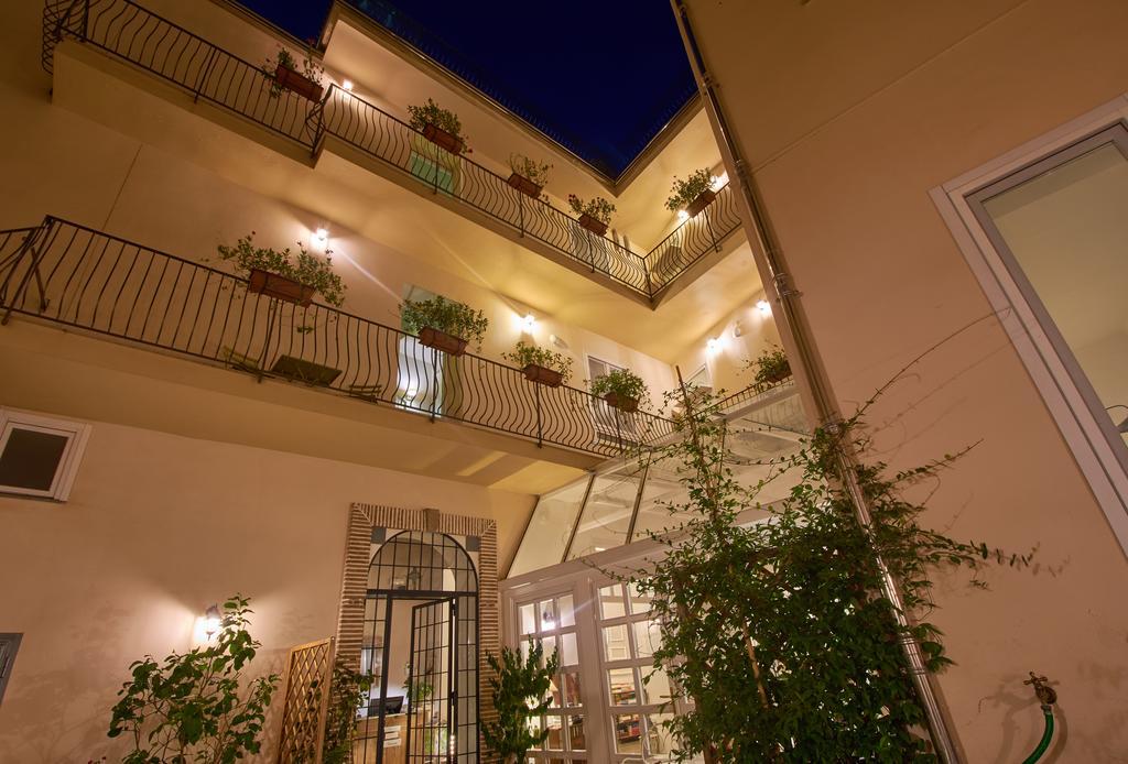 Cas'E Charming House Hotel Caserta Exterior photo