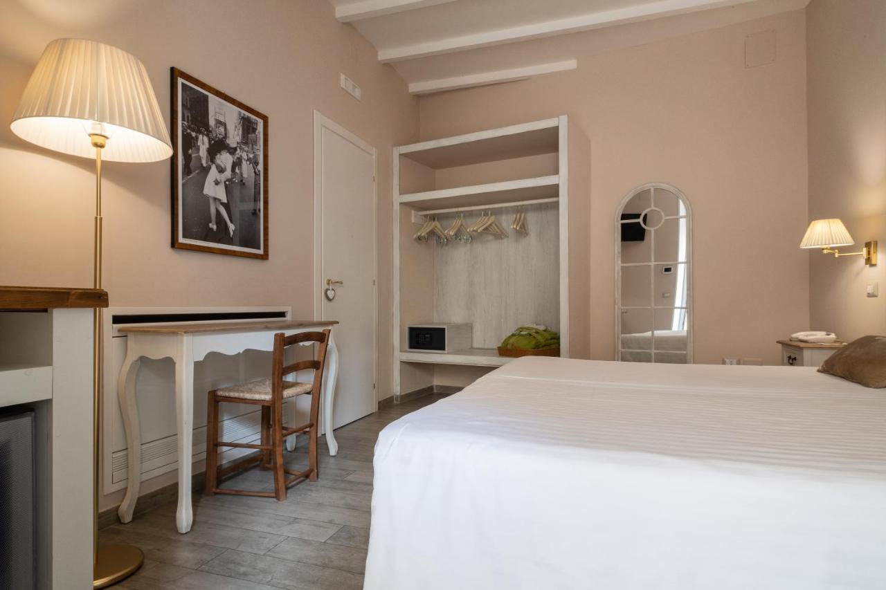 Cas'E Charming House Hotel Caserta Exterior photo