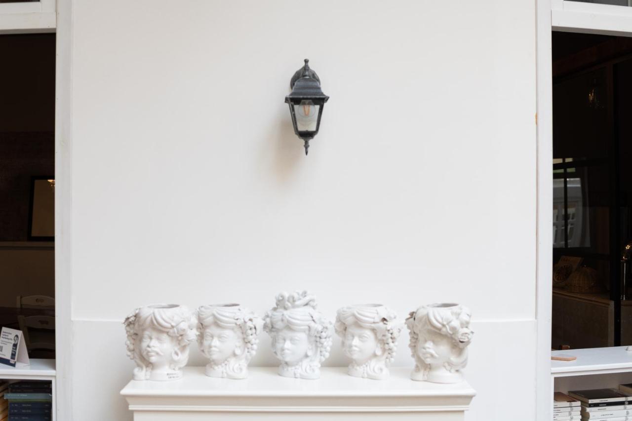 Cas'E Charming House Hotel Caserta Exterior photo